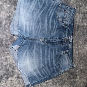 Denizen from Levi's Women's Light Blue Jean Shorts